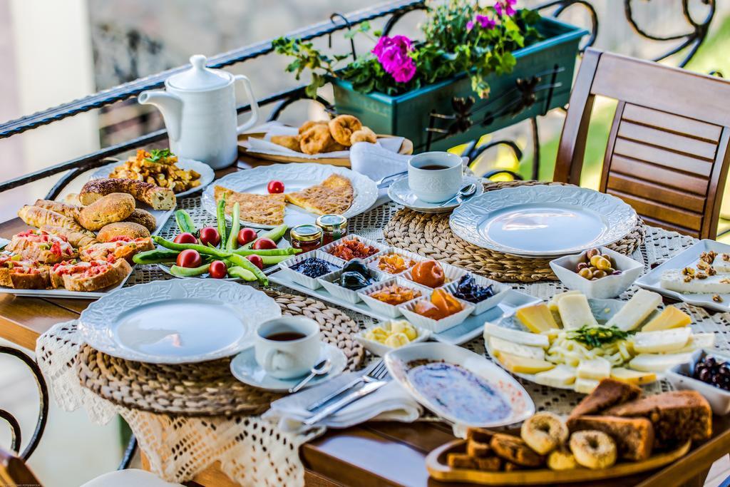 Cunda Esen Hotel Ayvalı Esterno foto