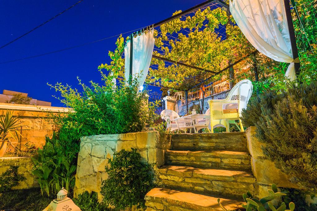 Cunda Esen Hotel Ayvalı Esterno foto