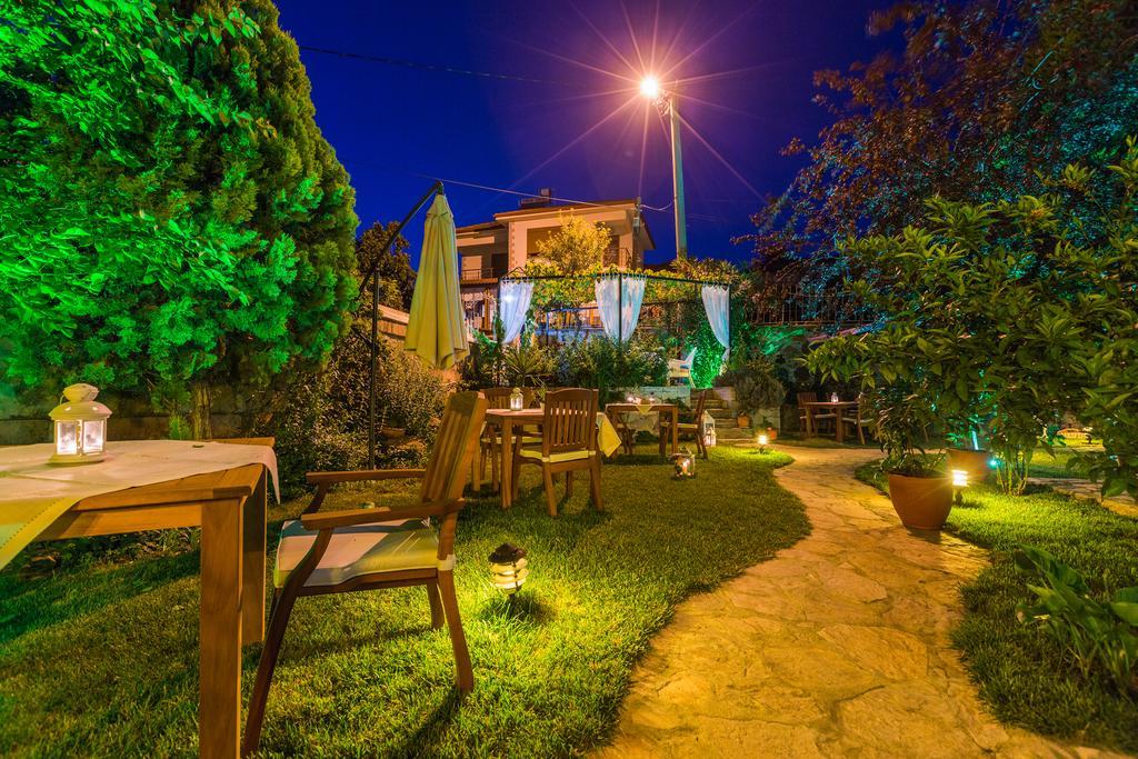 Cunda Esen Hotel Ayvalı Esterno foto