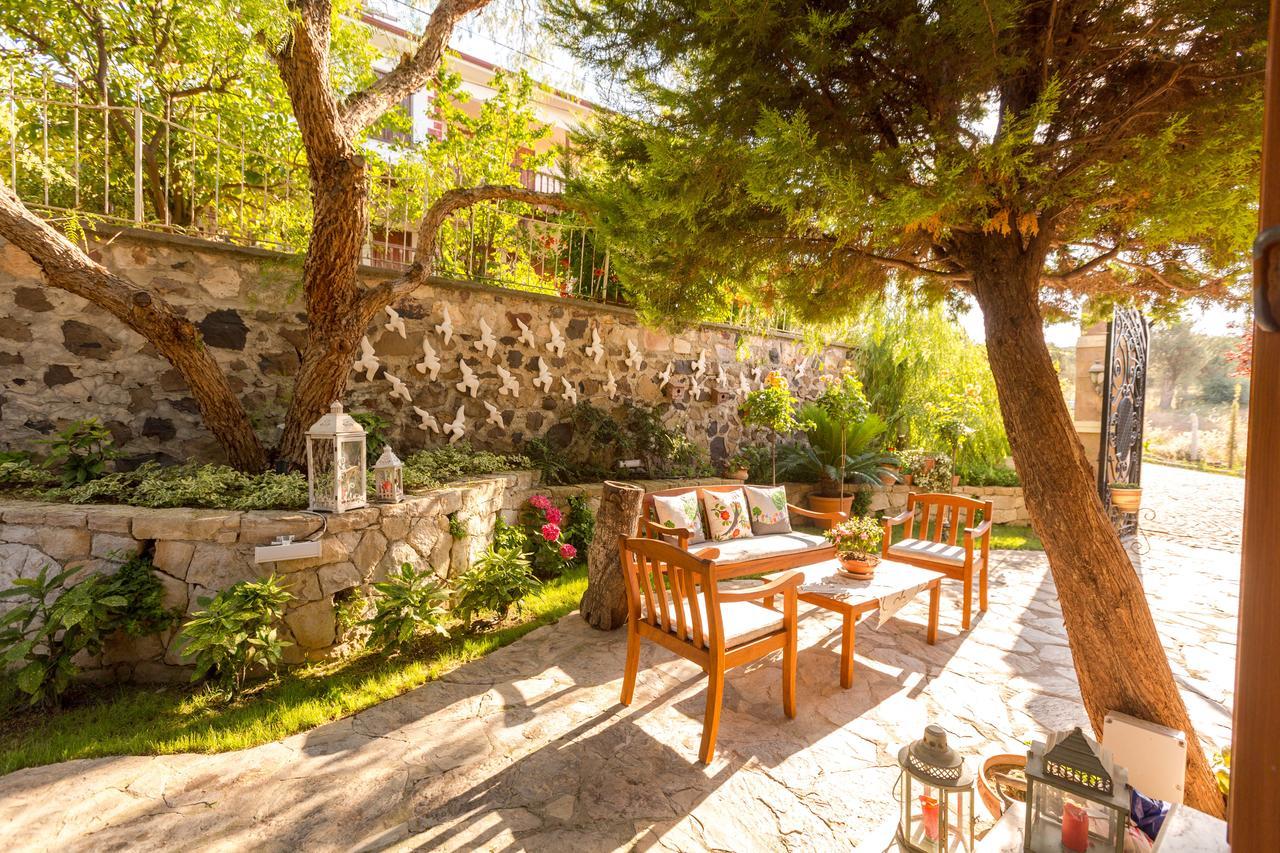 Cunda Esen Hotel Ayvalı Esterno foto