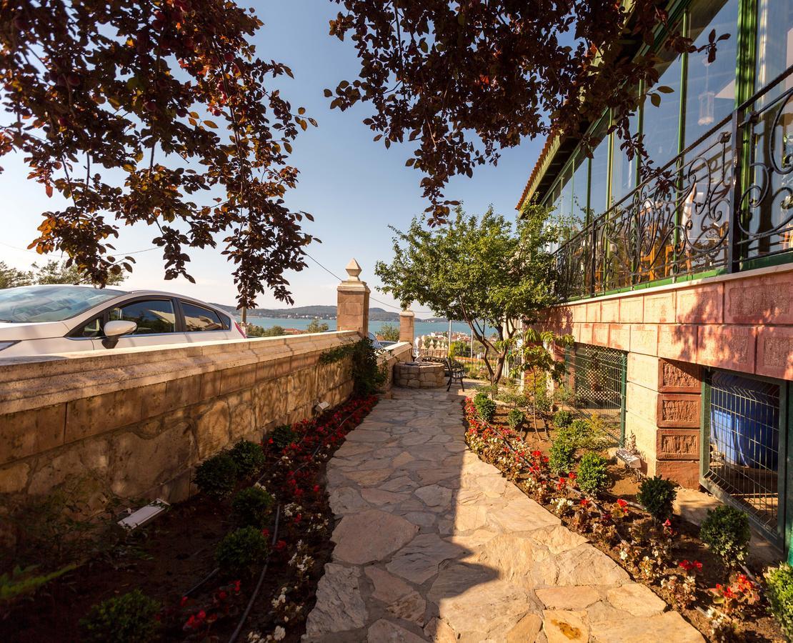 Cunda Esen Hotel Ayvalı Esterno foto
